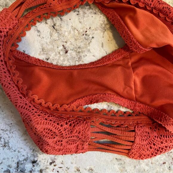 Becca $58 Rust Orange Crochet Swimsuit Bikini Bottoms Extra-Small EUC - Picture 9 of 12